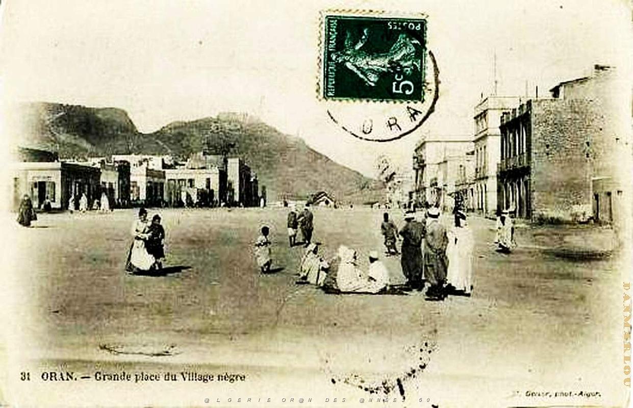 CA a- 153- Village negre.jpg